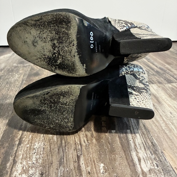 Pour La Victoire knee high snake print and suede boots - Picture 5 of 11